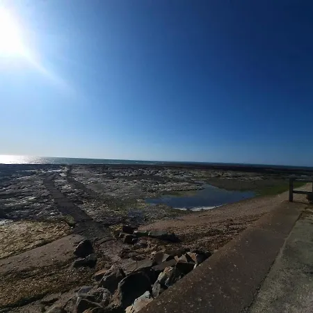 Maison Et Soleil * Ла-Плен-сюр-Мер